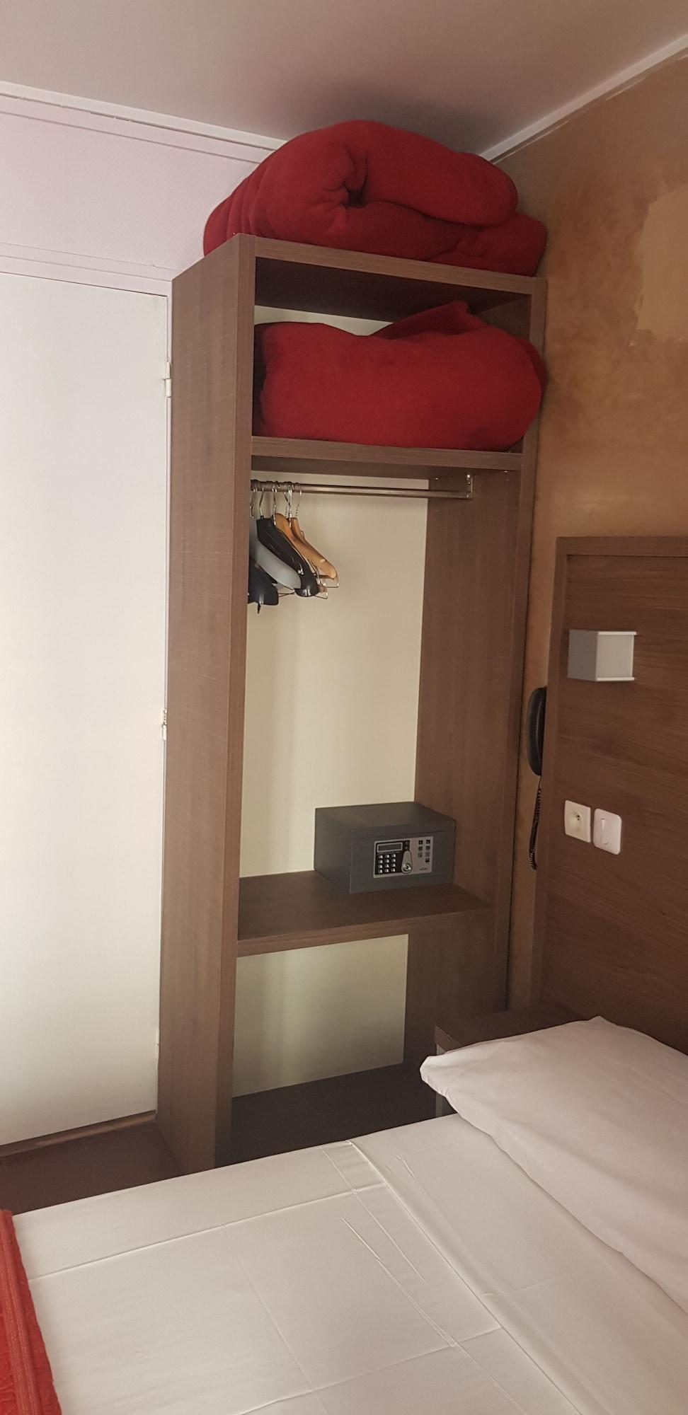 Bertha Hotel Париж Екстериор снимка