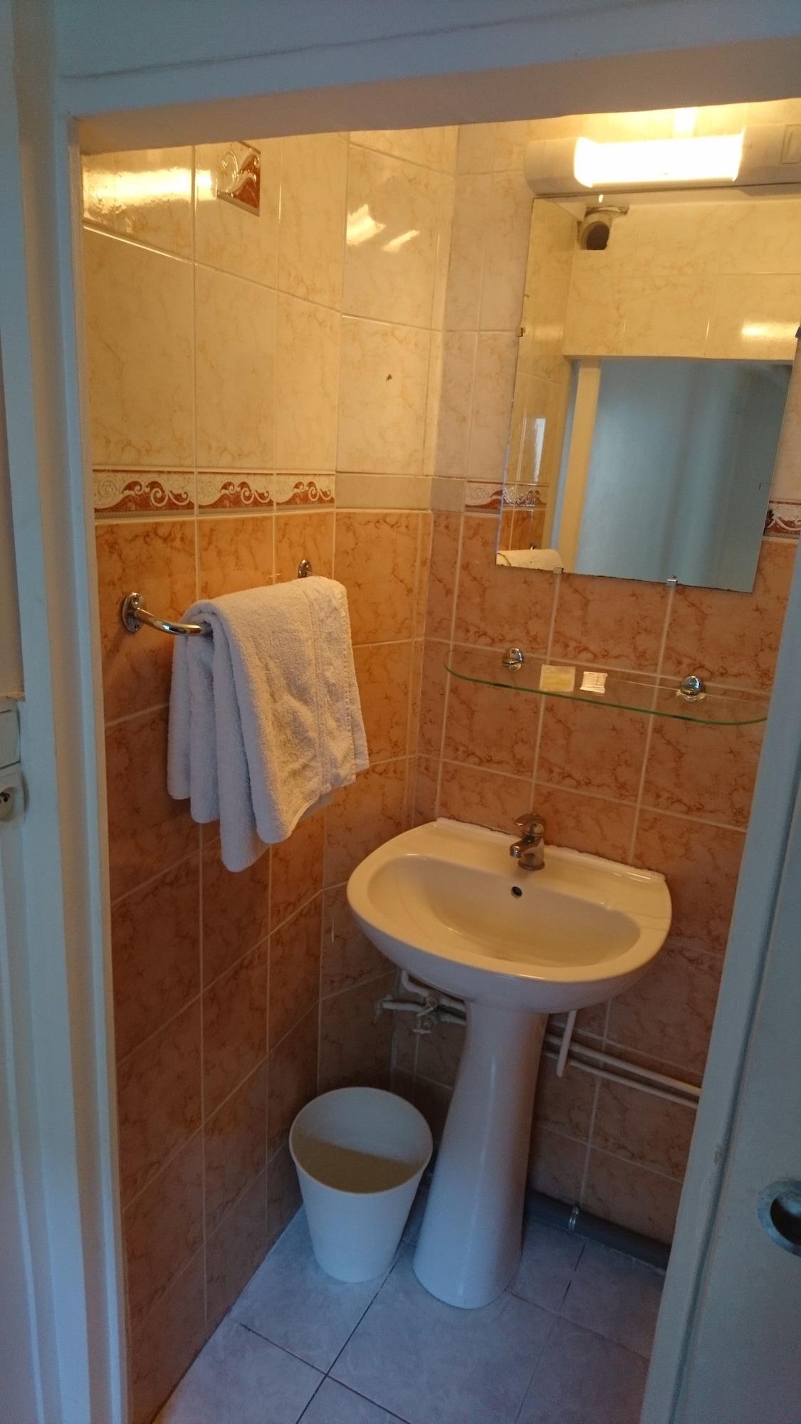 Bertha Hotel Париж Екстериор снимка